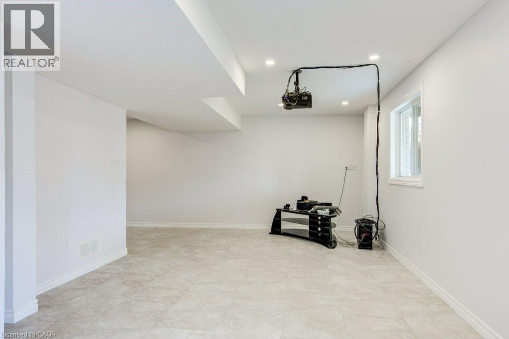 386 Fairway Road, Woodstock, Ontario  N4T 0E1 - Photo 32 - 40815784