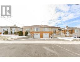 47 FALLINGDALE CRESCENT, Toronto, Ontario