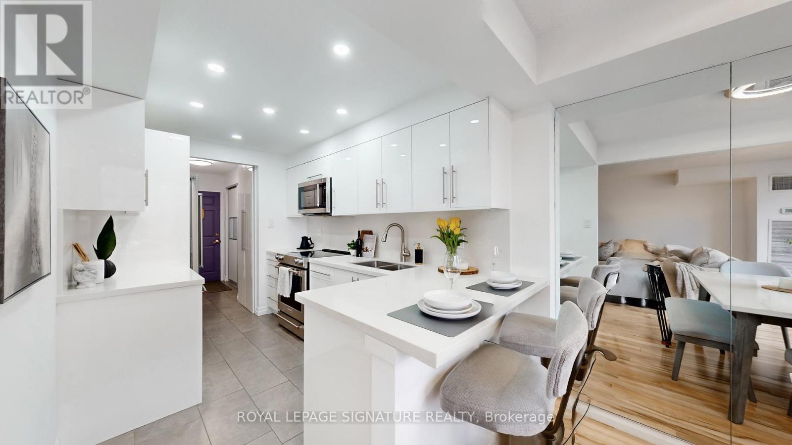 212 - 175 Cedar Avenue, Richmond Hill, Ontario  L4C 9V3 - Photo 12 - N12930346