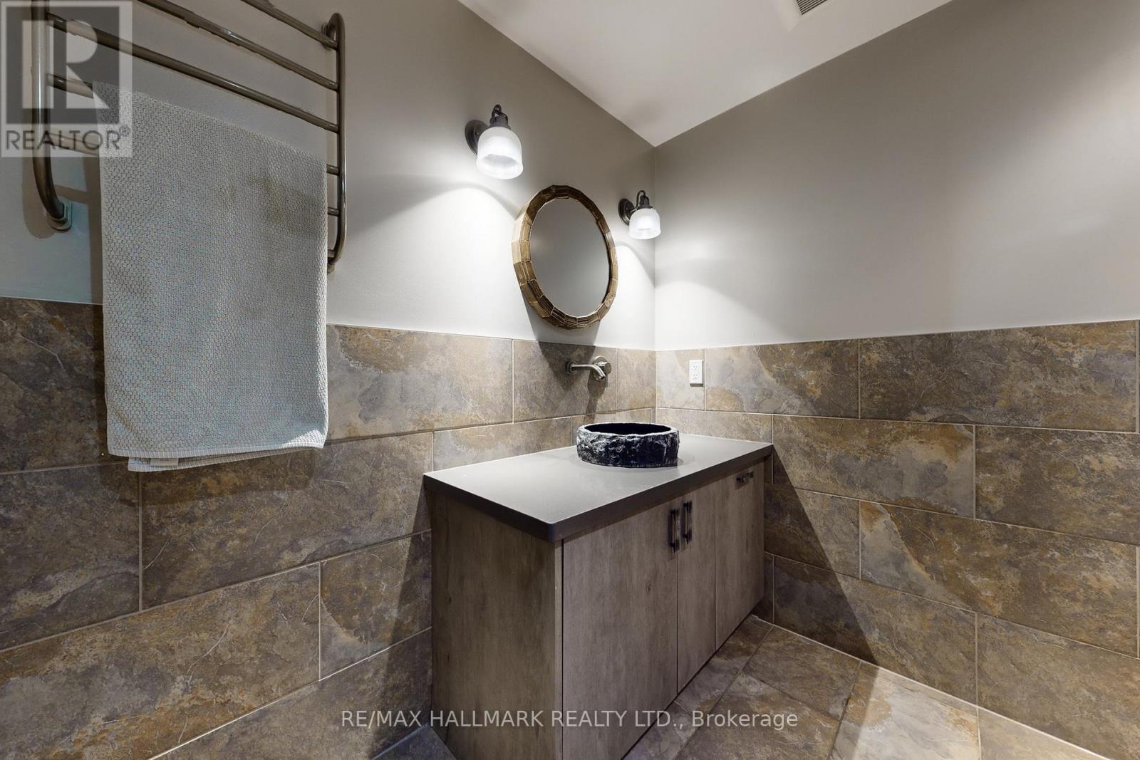 24 Bluff Trail, King, Ontario  L7B 0A1 - Photo 47 - N12930358