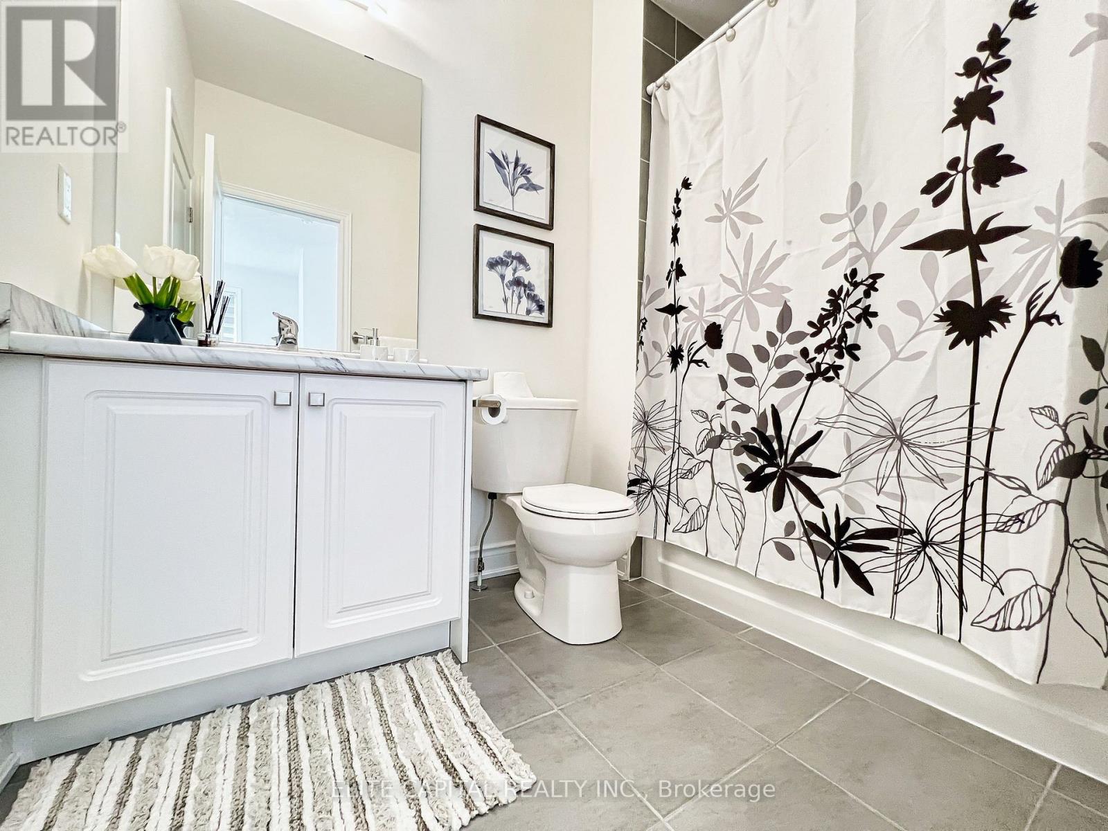 25 Hilts Drive, Richmond Hill, Ontario  L4H 0H7 - Photo 21 - N12930414