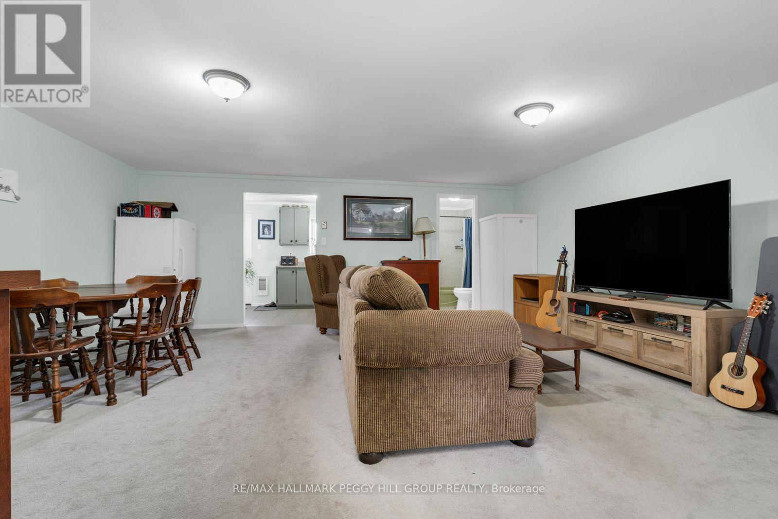 94 King Street, Essa (Angus), Ontario  L0M 1B0 - Photo 3 - N12930430