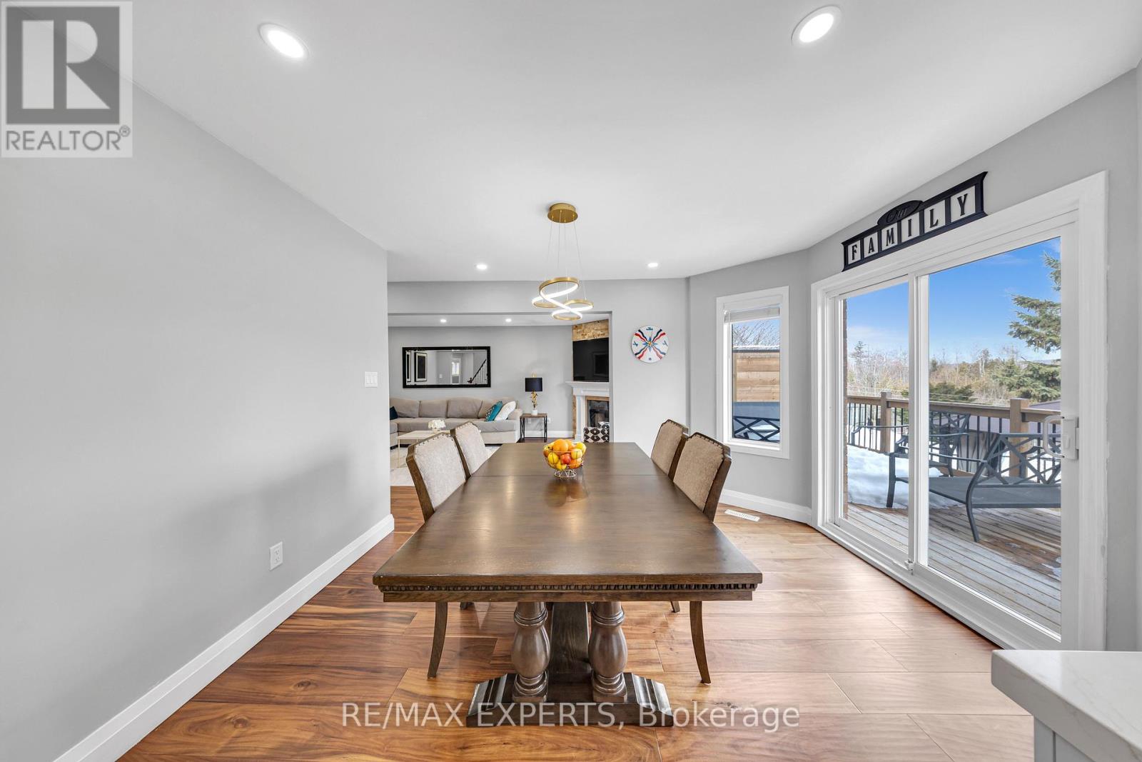 28 Bishop Drive, Barrie (Ardagh), Ontario  L4N 6Y5 - Photo 15 - S12930374