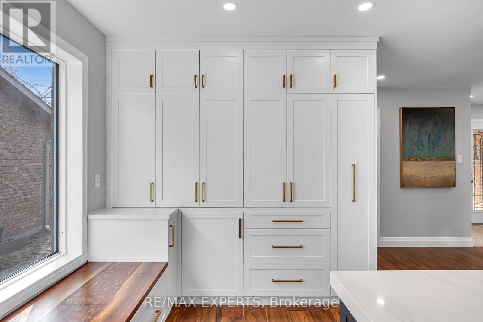 28 Bishop Drive, Barrie (Ardagh), Ontario  L4N 6Y5 - Photo 23 - S12930374