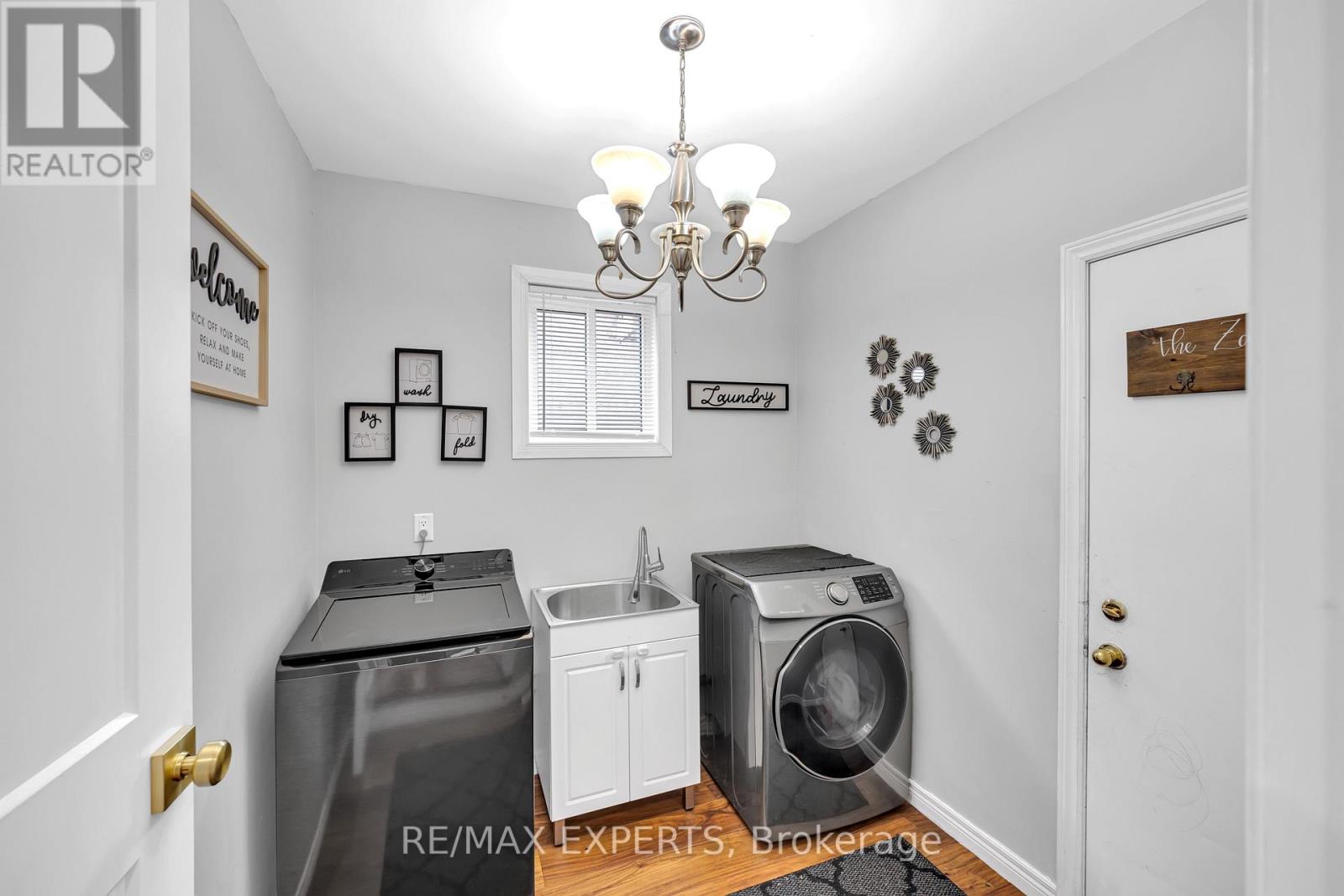 28 Bishop Drive, Barrie (Ardagh), Ontario  L4N 6Y5 - Photo 24 - S12930374