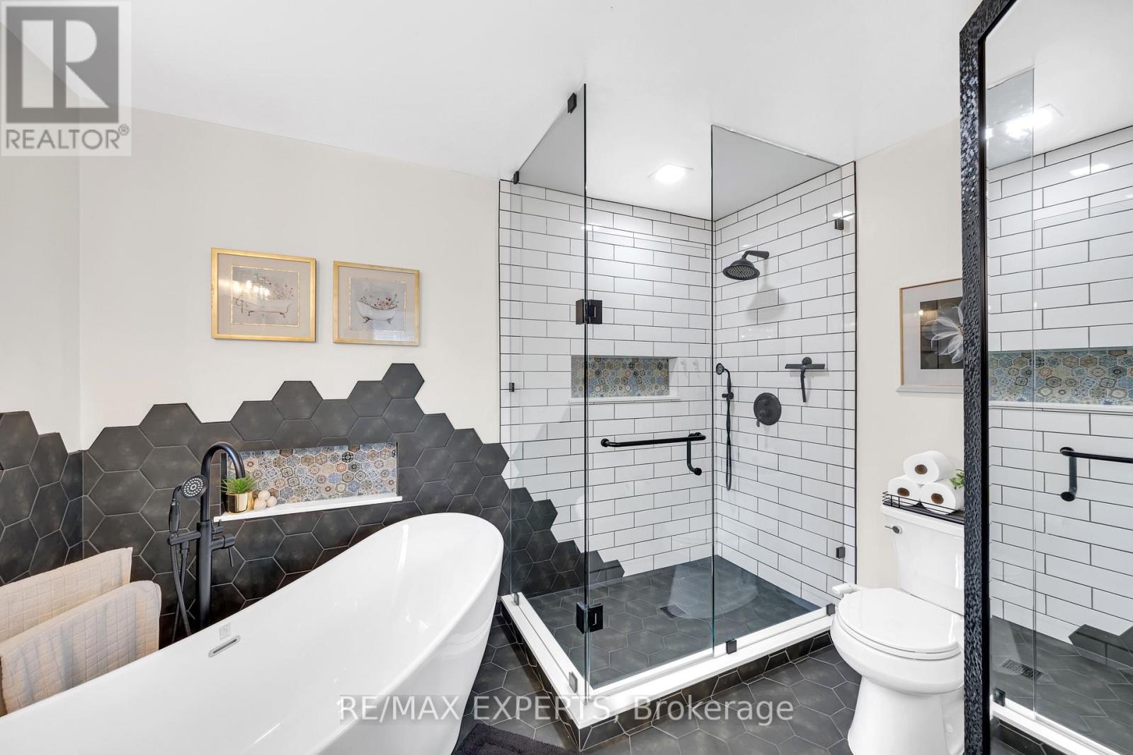 28 Bishop Drive, Barrie (Ardagh), Ontario  L4N 6Y5 - Photo 30 - S12930374