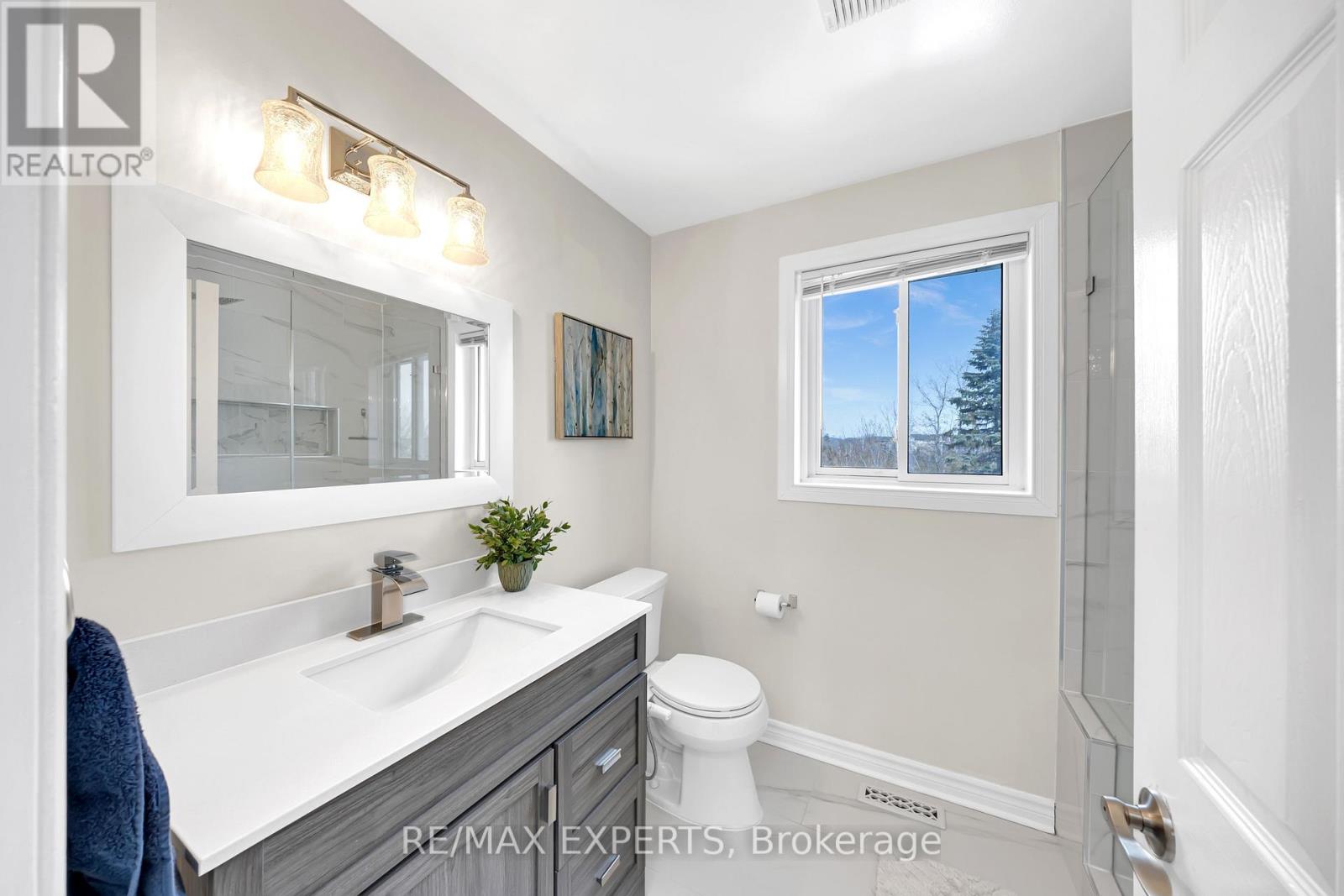 28 Bishop Drive, Barrie (Ardagh), Ontario  L4N 6Y5 - Photo 34 - S12930374