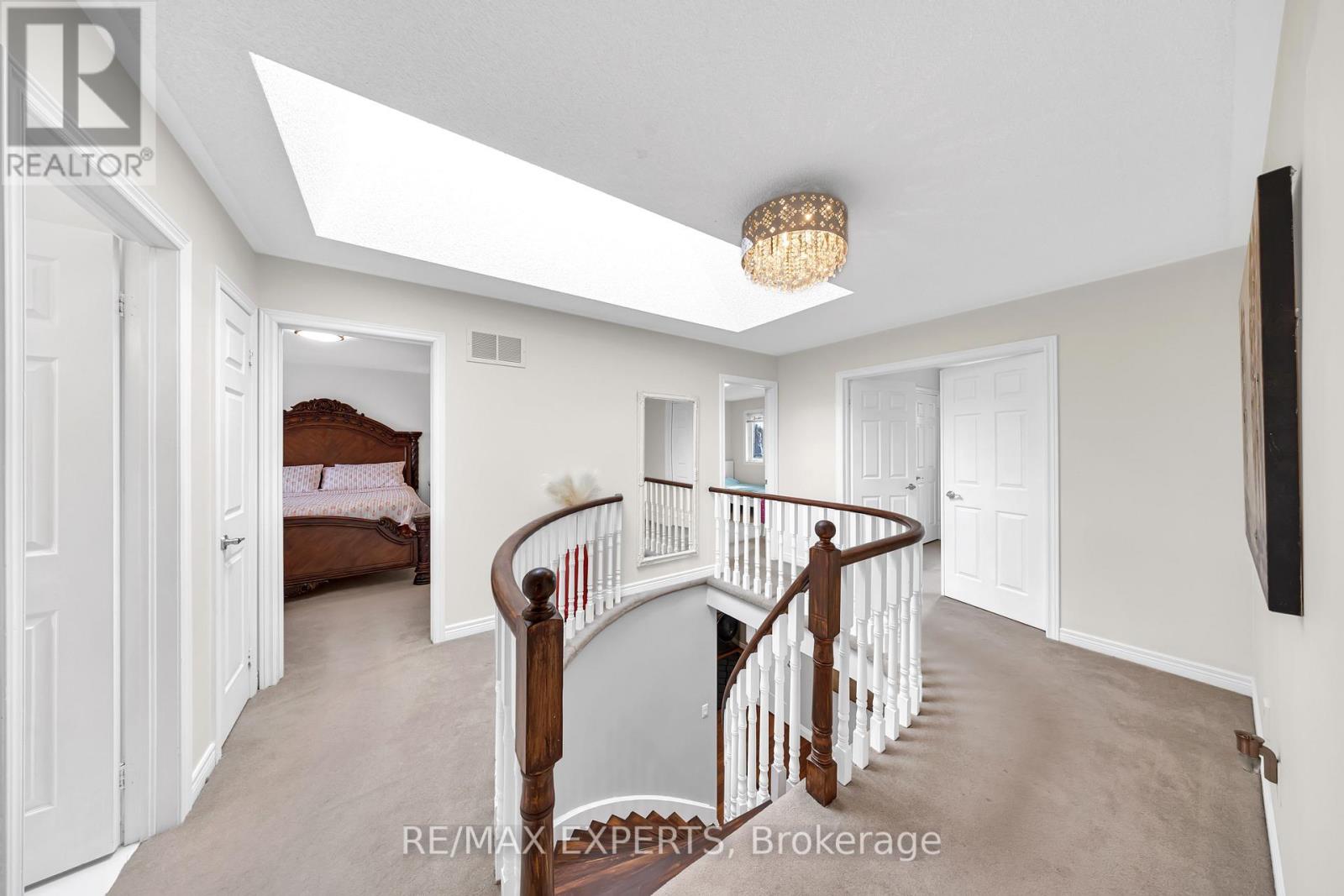 28 Bishop Drive, Barrie (Ardagh), Ontario  L4N 6Y5 - Photo 37 - S12930374