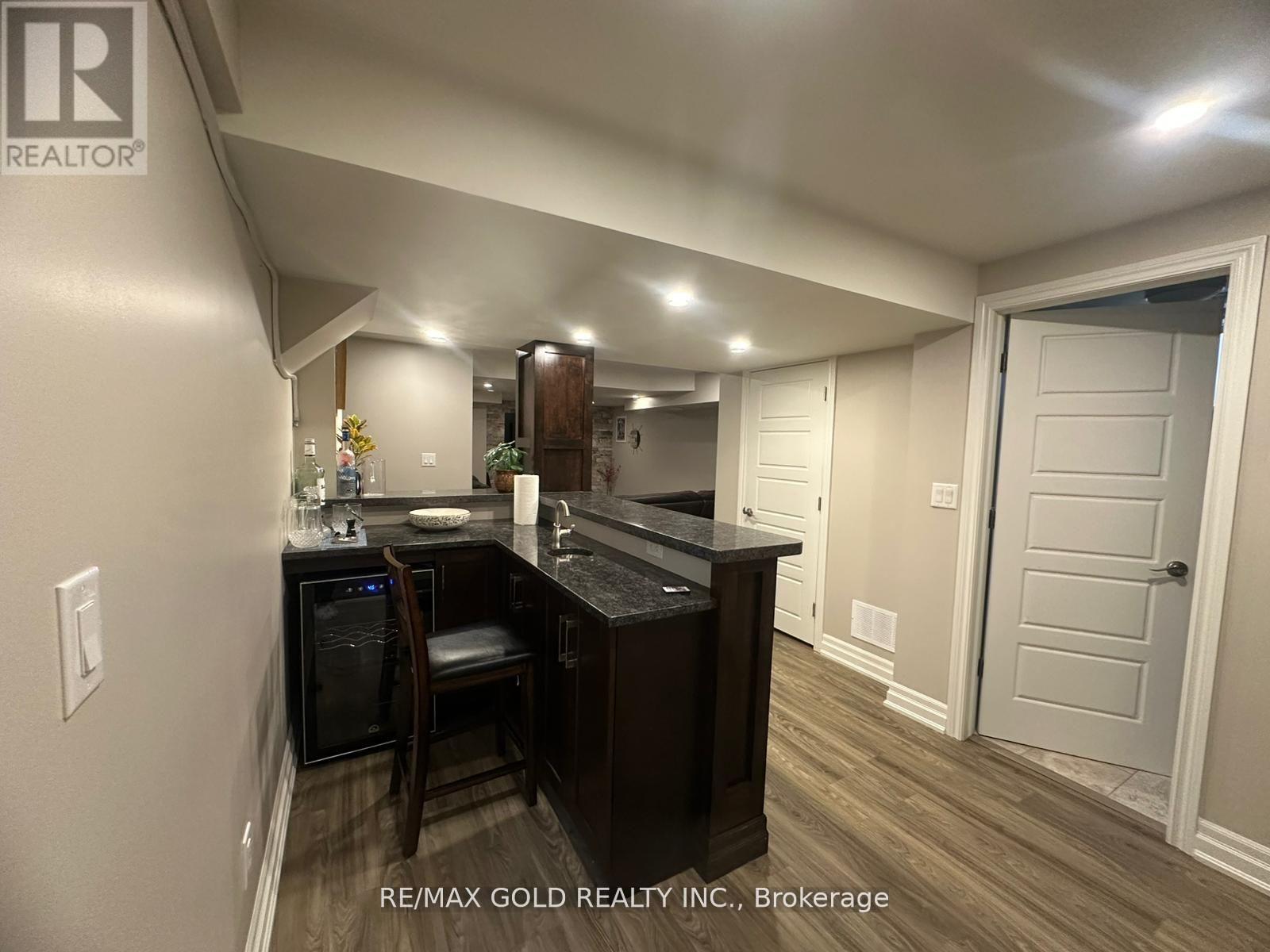 28 Sovereign's Gate, Barrie (Innis-Shore), Ontario  L4N 0K7 - Photo 29 - S12930466