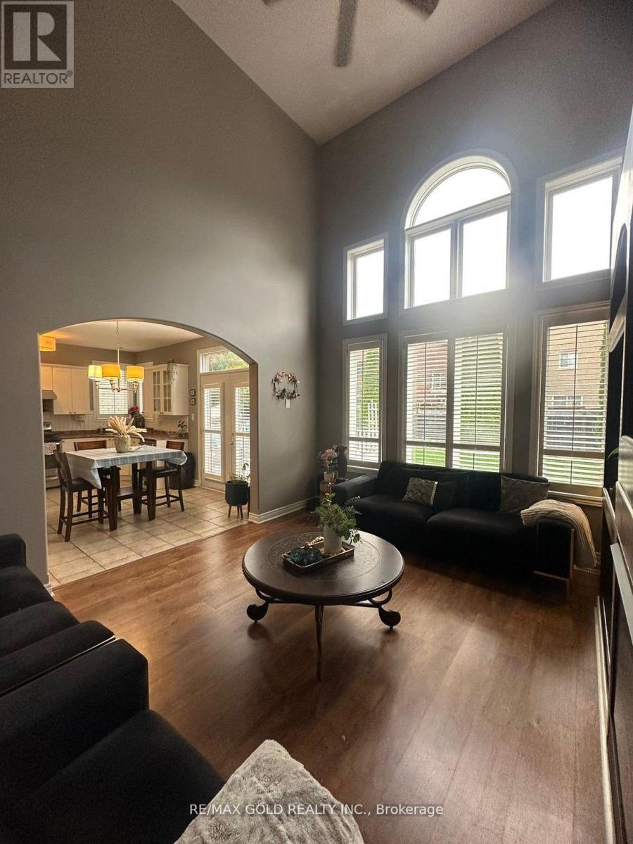 28 Sovereign's Gate, Barrie (Innis-Shore), Ontario  L4N 0K7 - Photo 6 - S12930466