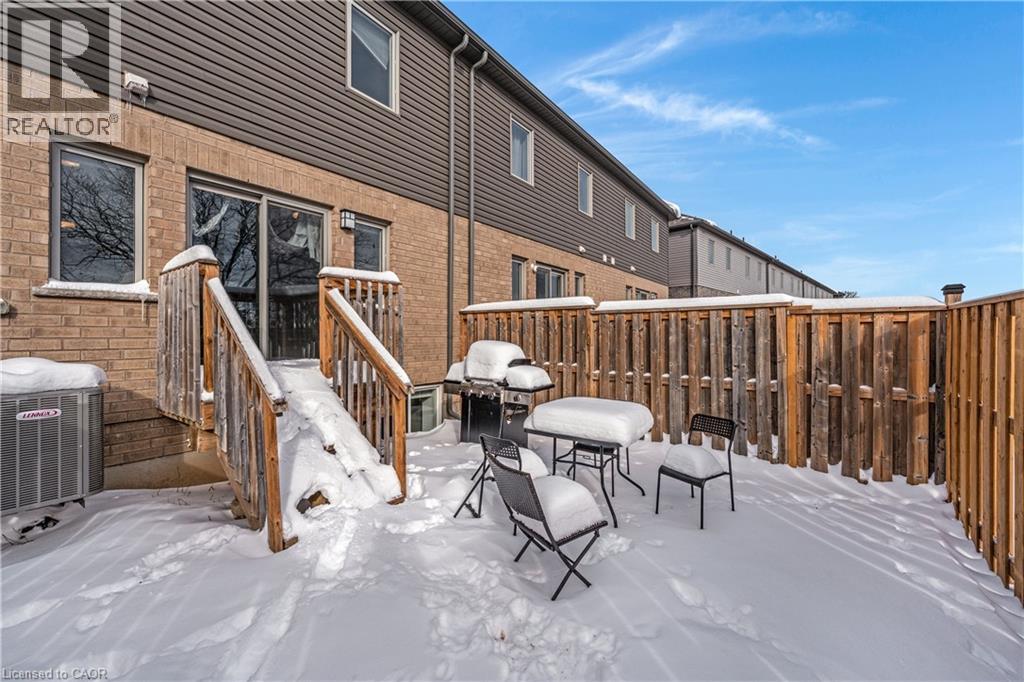 34 Nieson Street, Cambridge, Ontario  N1R 0B9 - Photo 3 - 40800889