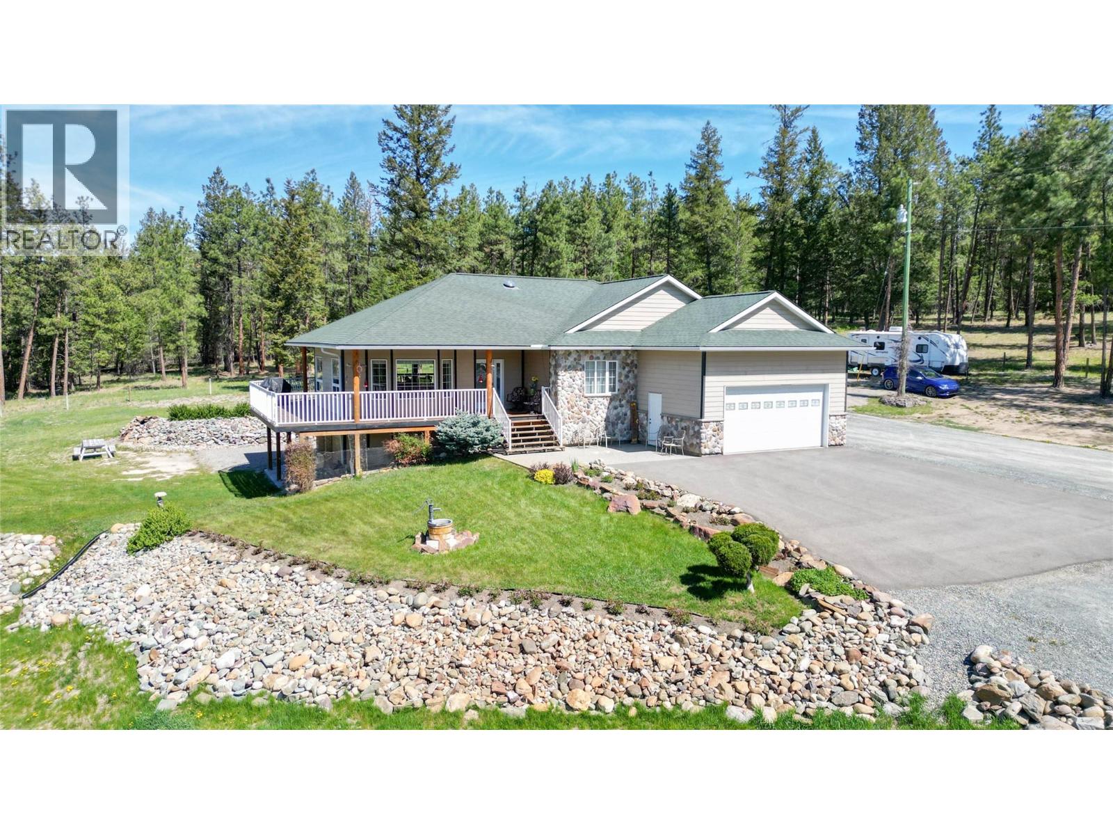 6182 HWY 3-93 Highway, Cranbrook, British Columbia
