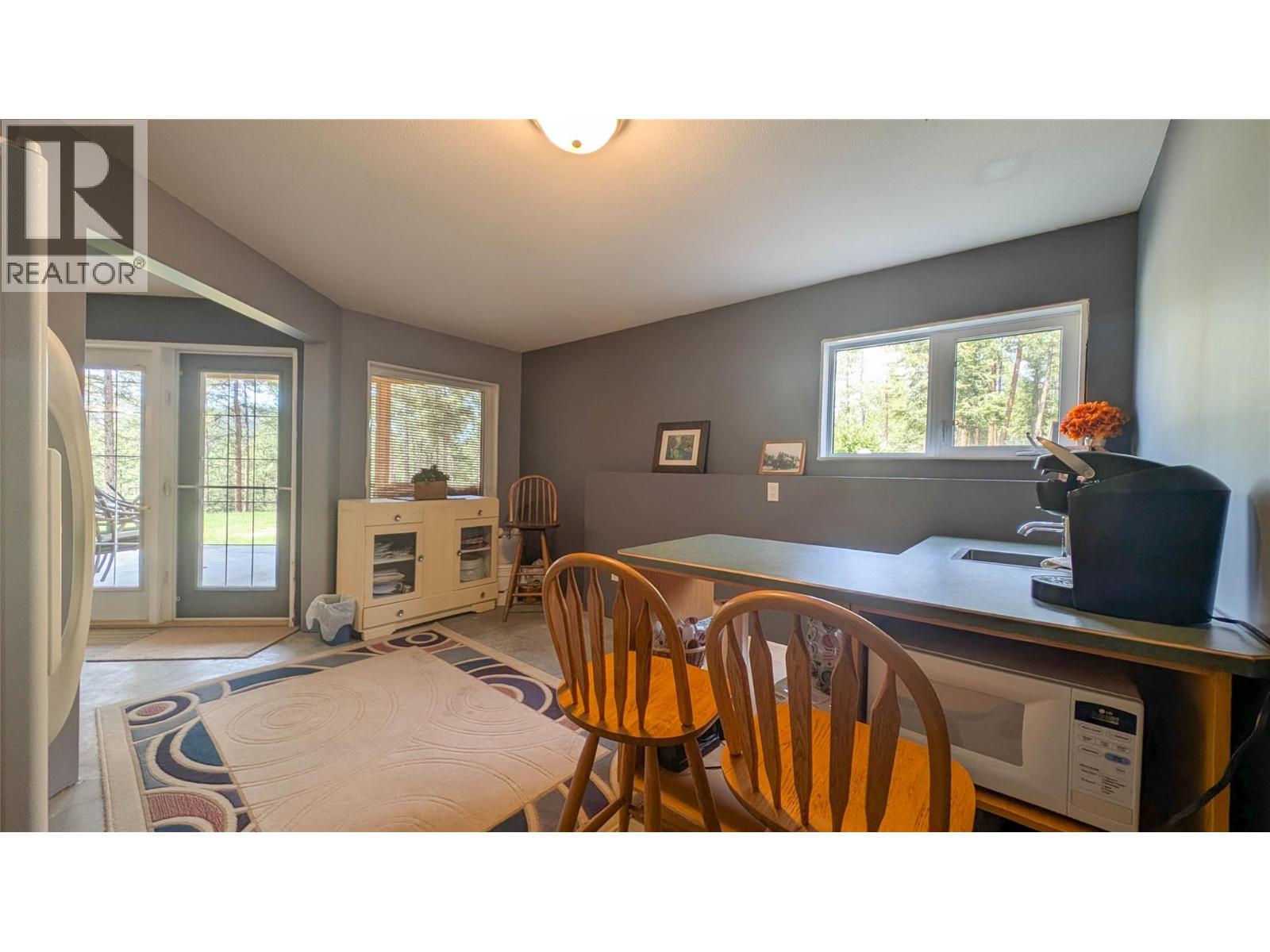 6182 Hwy 3-93 Highway, Cranbrook, British Columbia  V1C 7B2 - Photo 34 - 10347047