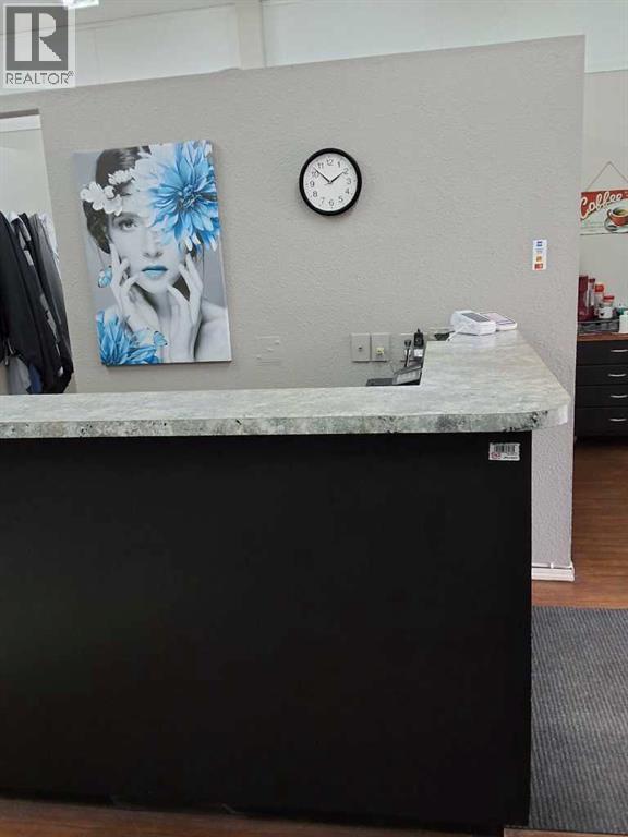 319 Main Street, Trochu, Alberta  T0M 2C0 - Photo 15 - A2275446