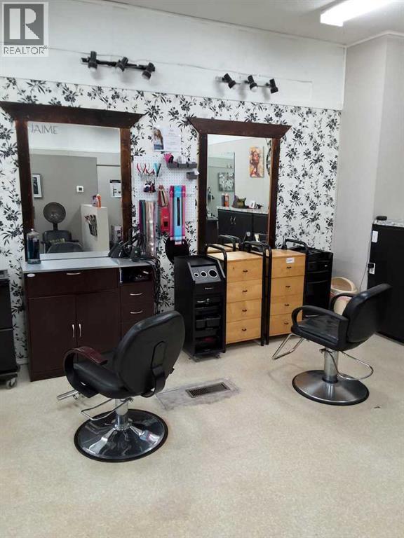 319 Main Street, Trochu, Alberta  T0M 2C0 - Photo 37 - A2275446