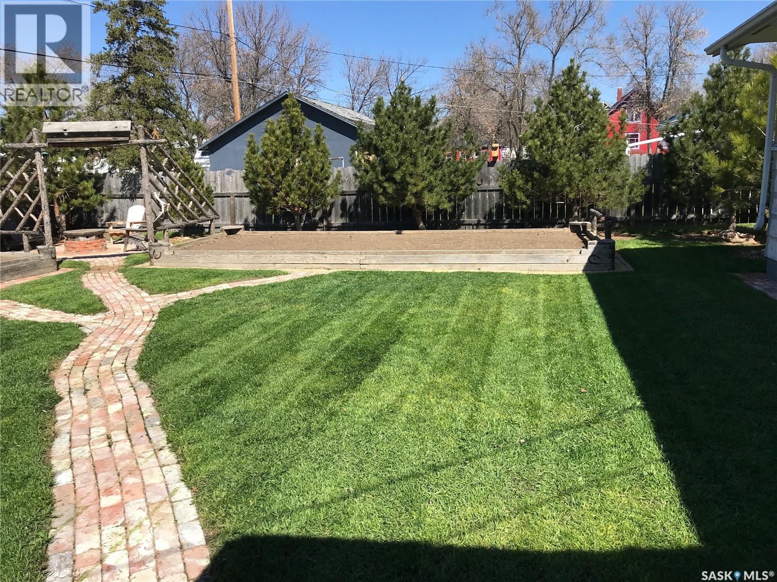 318 Brownlee Street, Morse, Saskatchewan  S0H 3C0 - Photo 27 - SK031464