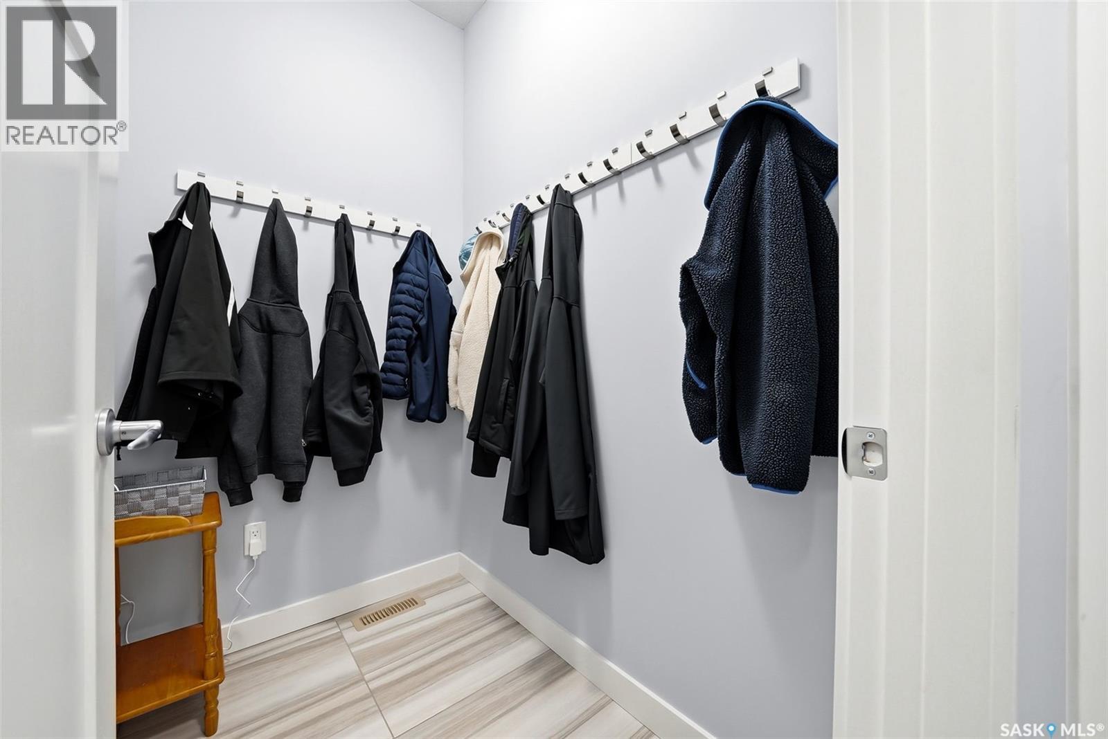 3921 Red Lily Bay, Regina, Saskatchewan  S4V 1S3 - Photo 30 - SK031459