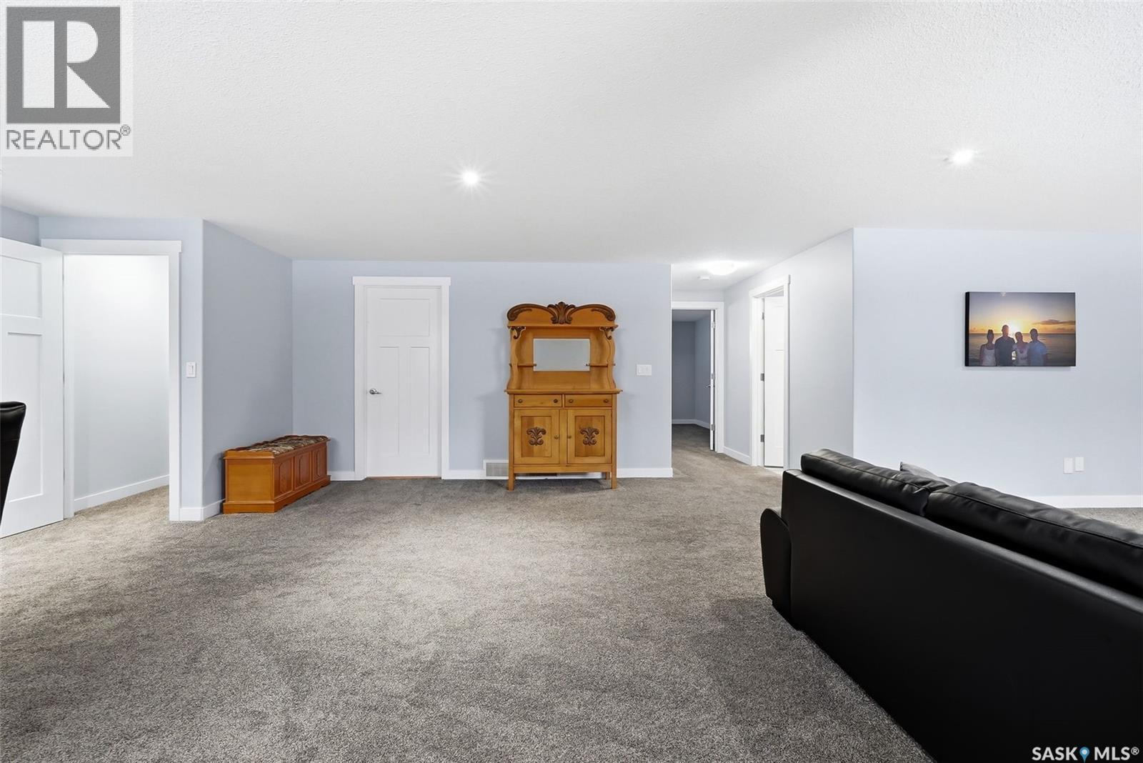 3921 Red Lily Bay, Regina, Saskatchewan  S4V 1S3 - Photo 37 - SK031459