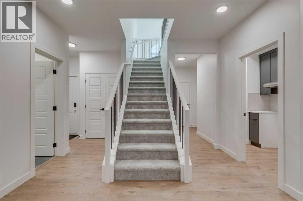 58 Amblefield Common Nw, Calgary, Alberta  T3P 2L5 - Photo 6 - A2294870