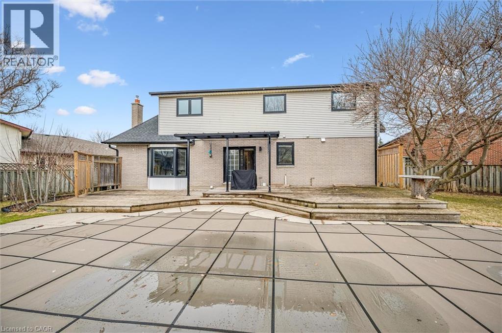 161 Ambleside Court, Waterloo, Ontario  N2K 3E3 - Photo 38 - 40812161