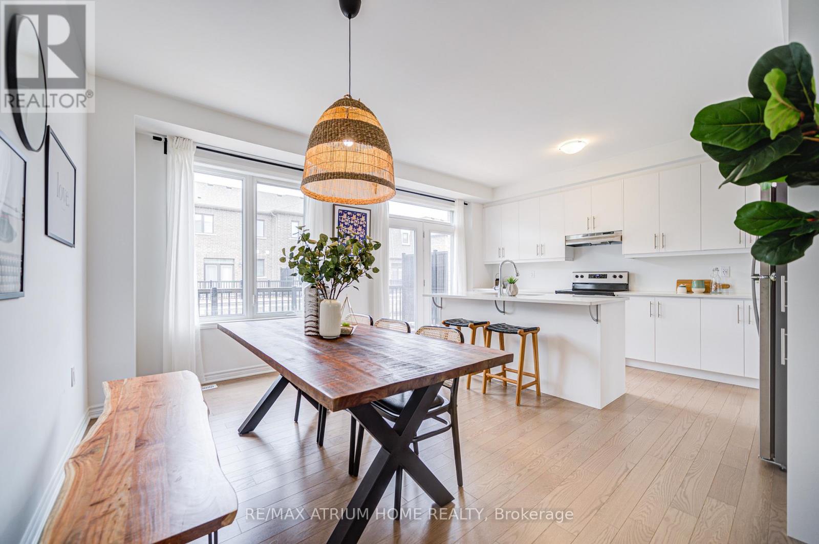 1377 William Halton Parkway, Oakville, Ontario  L6M 5N9 - Photo 13 - W12930342