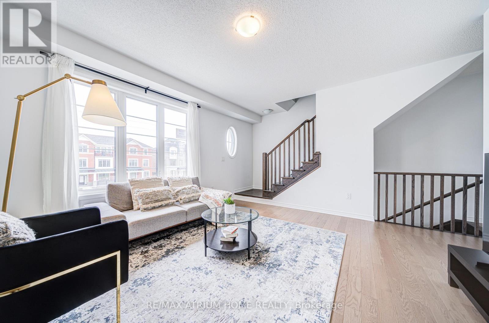 1377 William Halton Parkway, Oakville, Ontario  L6M 5N9 - Photo 9 - W12930342