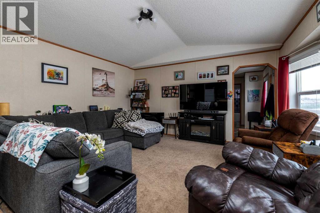 48139 Rr 3273, Lloydminster, Saskatchewan  S0M 1R0 - Photo 3 - A2296349