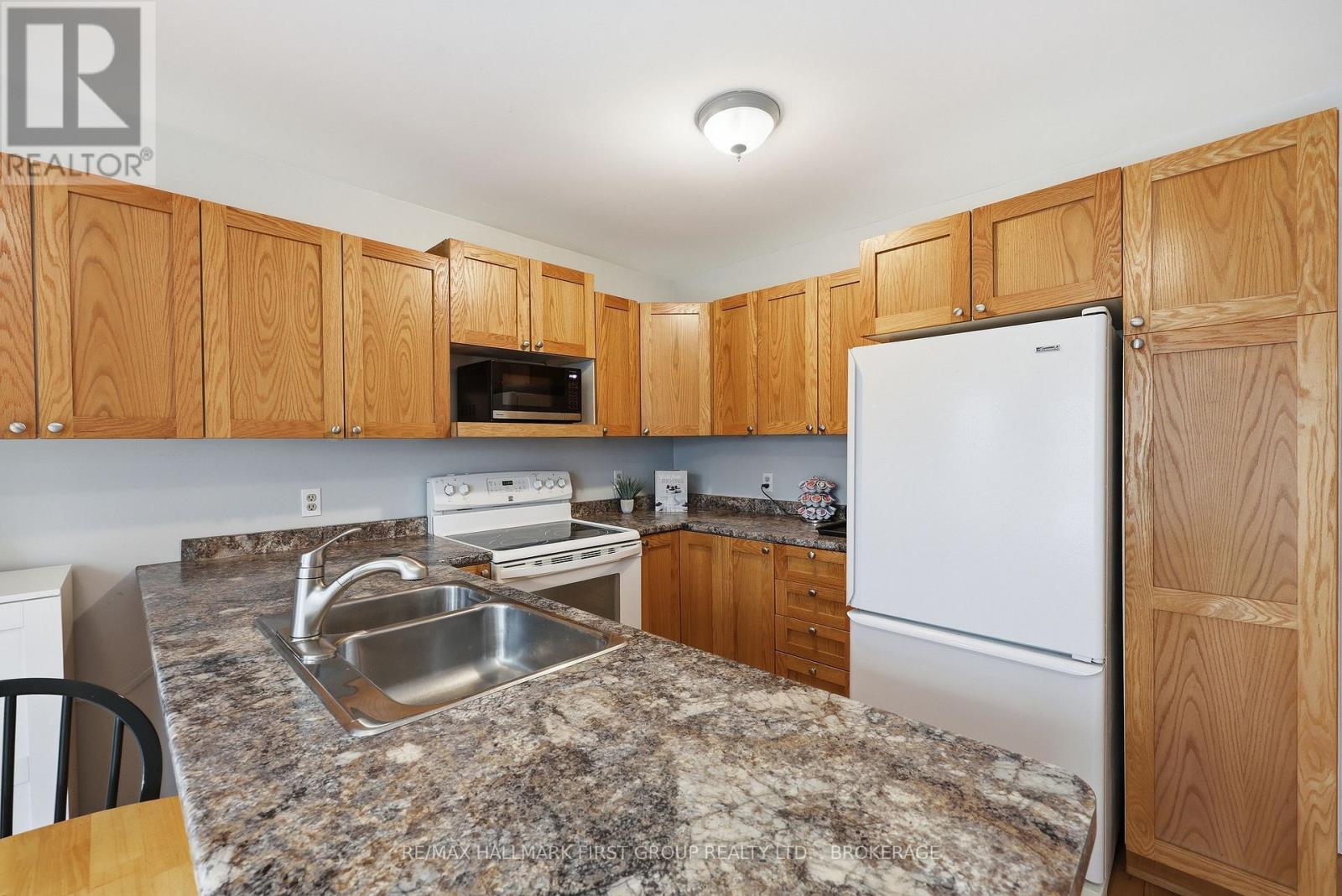 193 Greenlees Drive, Kingston, Ontario  K7K 6P6 - Photo 8 - X12930580