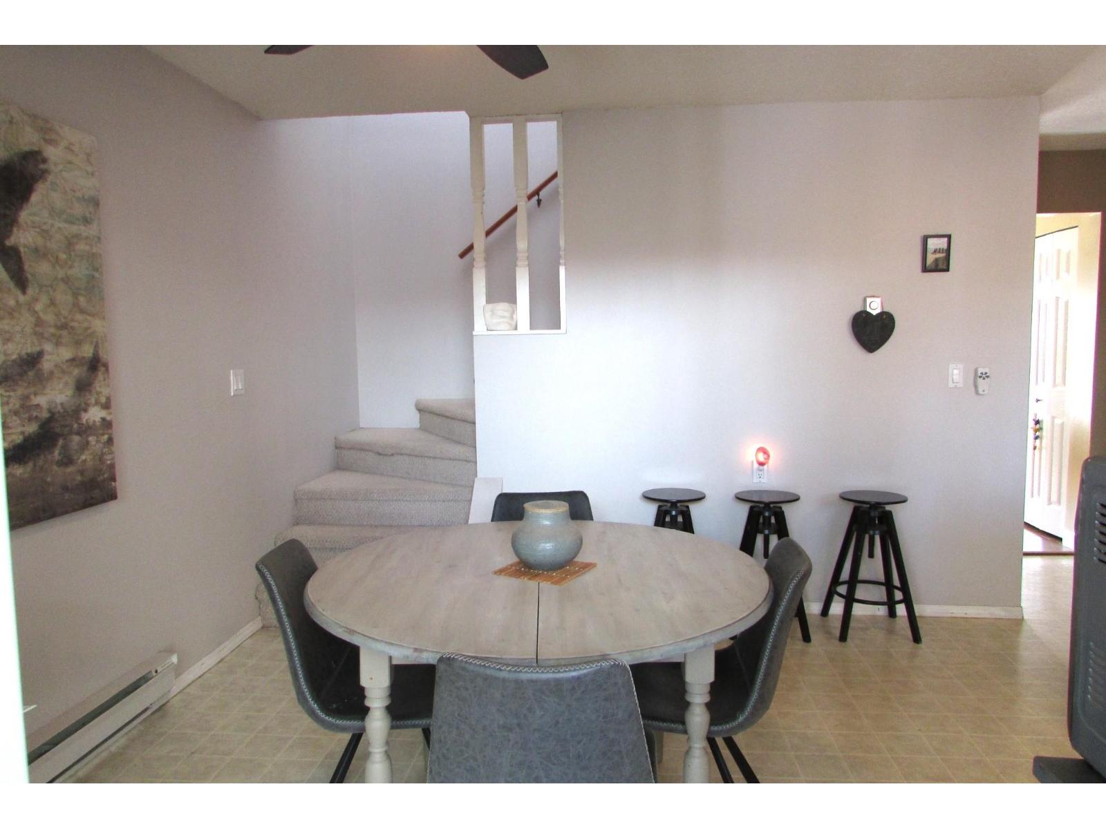 45593 Mcintosh Drive, Chilliwack Proper South, Chilliwack, British Columbia  V2P 6V4 - Photo 9 - R3102609