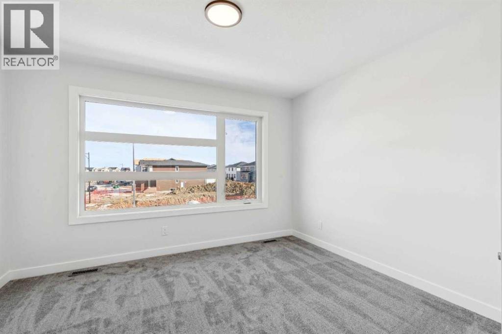 132 Southbow Village Way, Cochrane, Alberta  T4C 3J9 - Photo 31 - A2282654