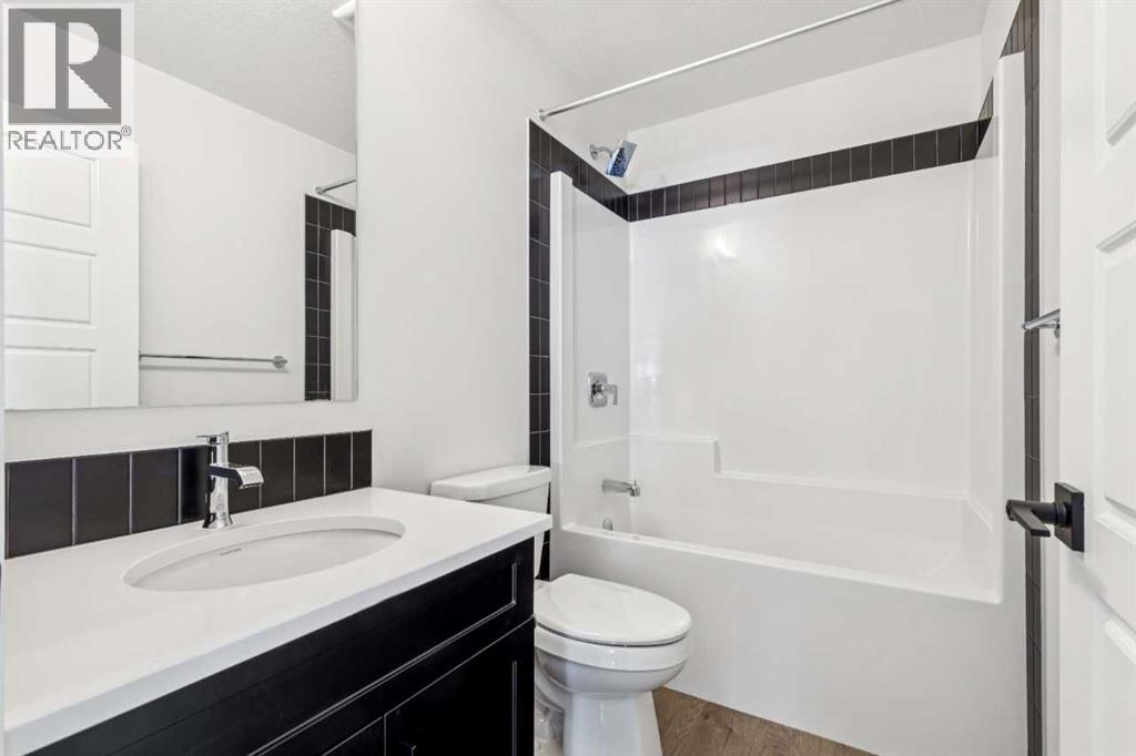 132 Southbow Village Way, Cochrane, Alberta  T4C 3J9 - Photo 33 - A2282654