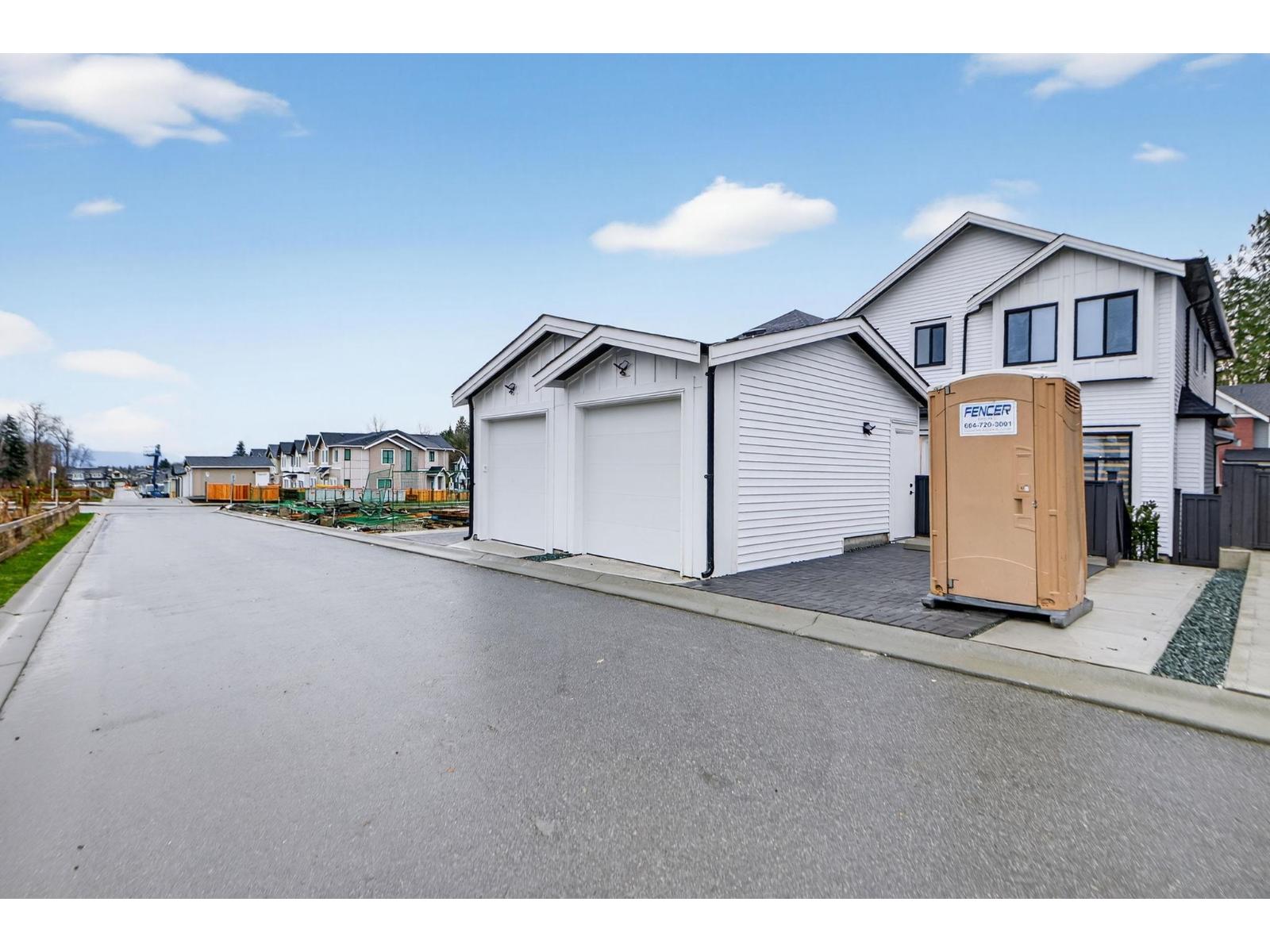 7645 197 Street, Langley, British Columbia  V2Y 3T4 - Photo 34 - R3103742