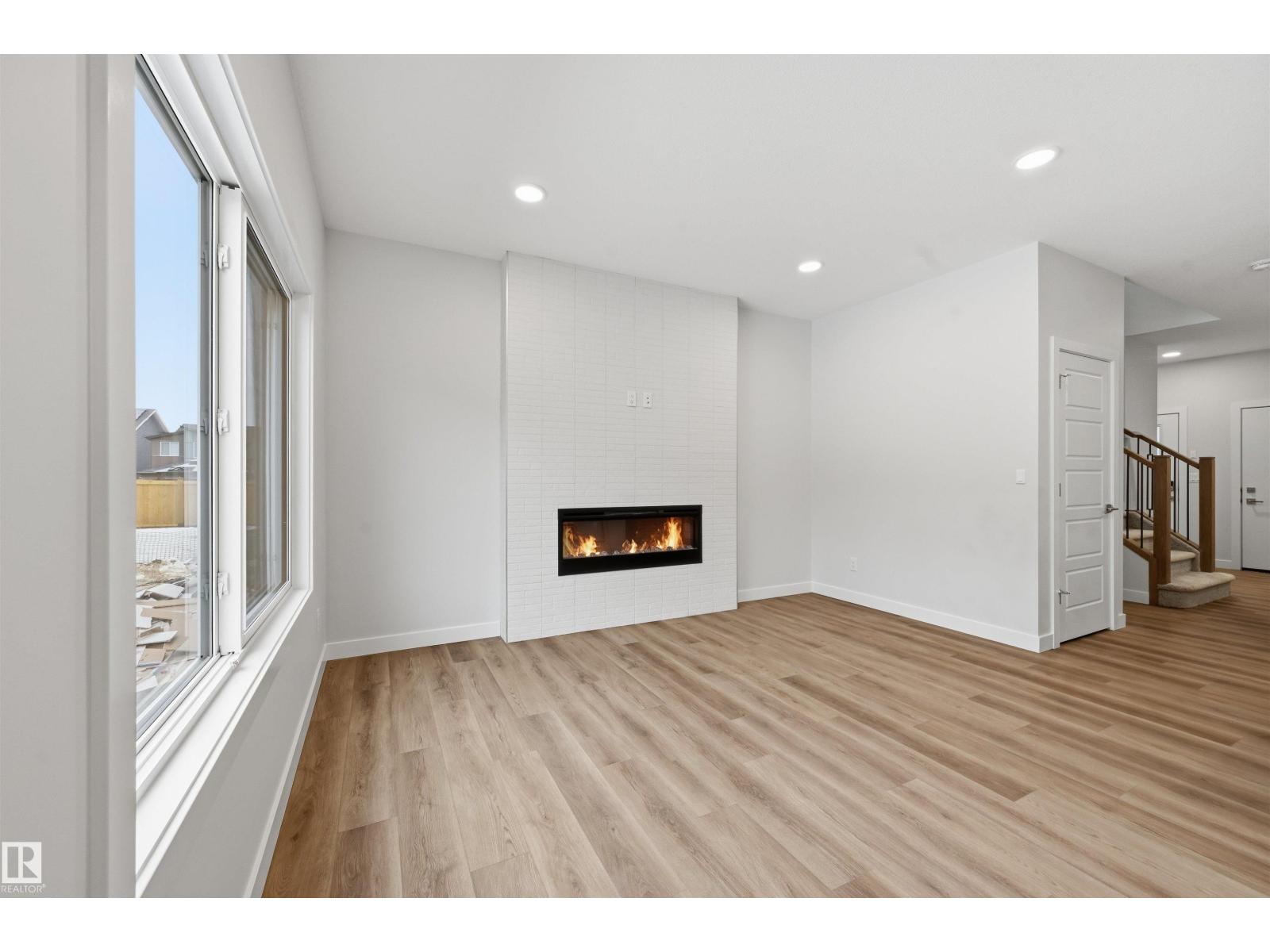 3212 Dixon Wy Sw, Edmonton, Alberta  T6W 5L3 - Photo 4 - E4479147