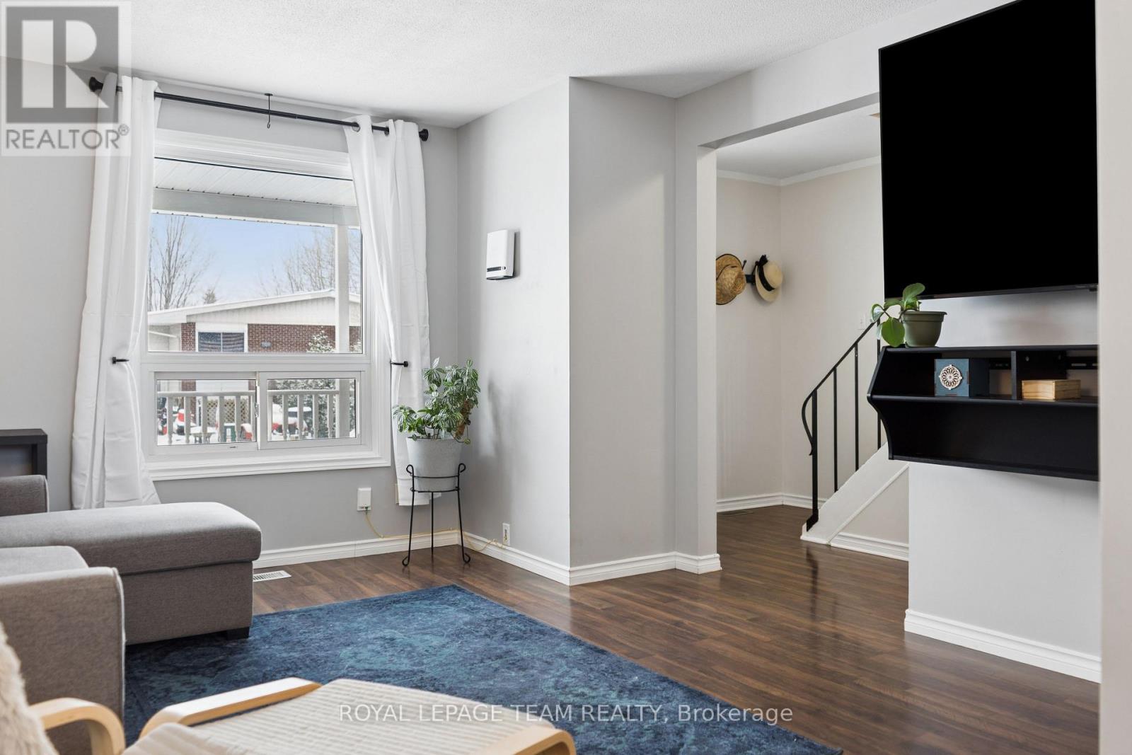 241 Wilfred Crescent, Arnprior, Ontario  K7S 2W8 - Photo 13 - X12930496