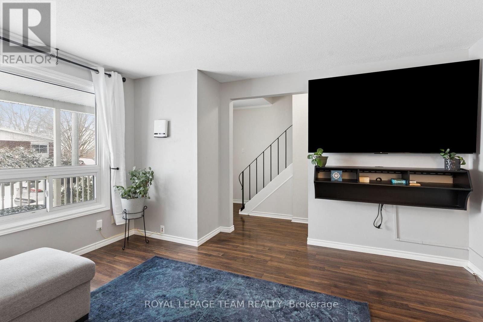 241 Wilfred Crescent, Arnprior, Ontario  K7S 2W8 - Photo 14 - X12930496