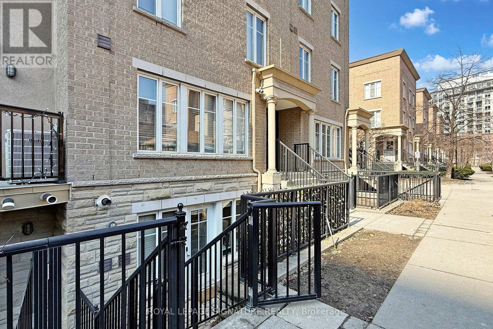 1205 - 21 Pirandello Street, Toronto, Ontario  M6K 3R7 - Photo 14 - C12930498