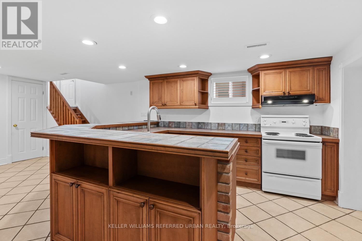 202 Park Home Avenue, Toronto, Ontario  M2R 1A2 - Photo 23 - C12930504