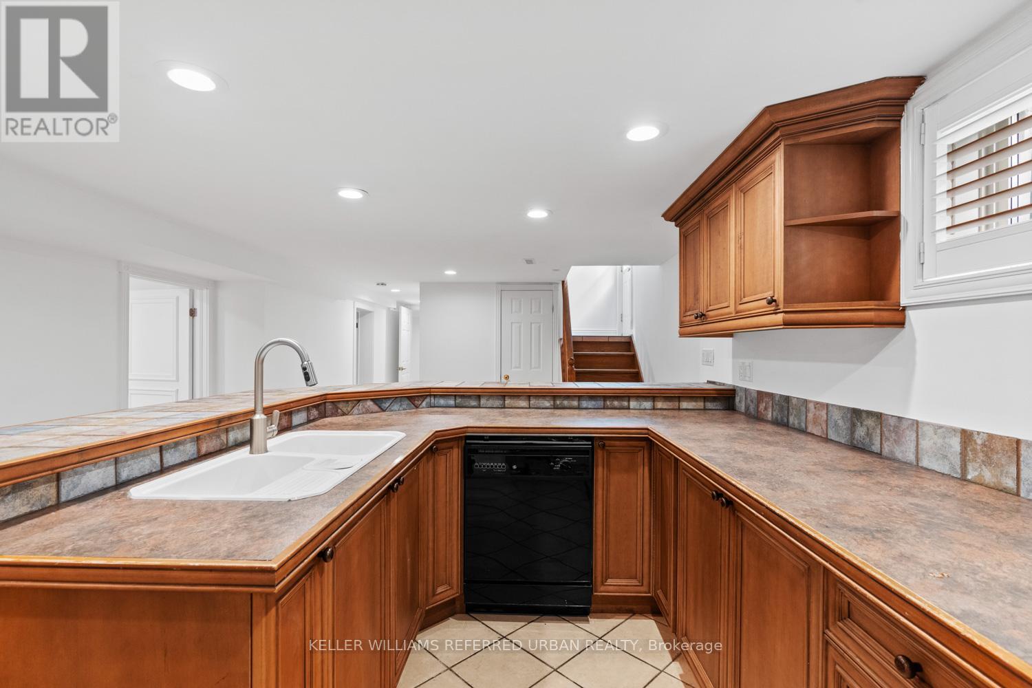 202 Park Home Avenue, Toronto, Ontario  M2R 1A2 - Photo 24 - C12930504