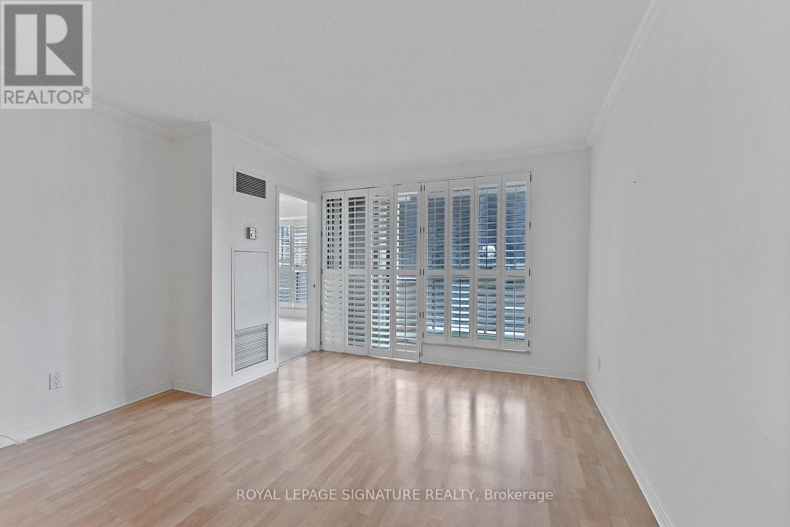 206 - 18 Hollywood Avenue, Toronto, Ontario  M2N 6P5 - Photo 15 - C12930510