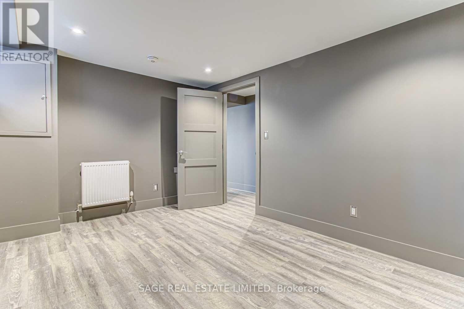 Lower - 671 Dufferin Street, Toronto (Little Portugal), Ontario  M6K 2B2 - Photo 10 - C12930516