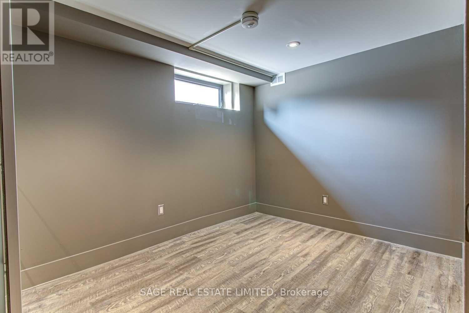 Lower - 671 Dufferin Street, Toronto (Little Portugal), Ontario  M6K 2B2 - Photo 6 - C12930516