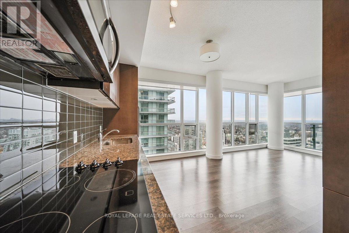 2807 - 89 Dunfield Avenue, Toronto, Ontario  M4S 0A4 - Photo 15 - C12930606