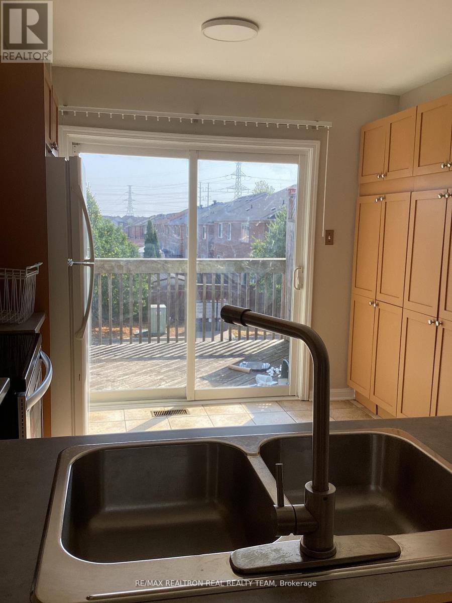 2 - 29 Ecopark Gate, Toronto, Ontario  M1B 6G8 - Photo 8 - E12930494