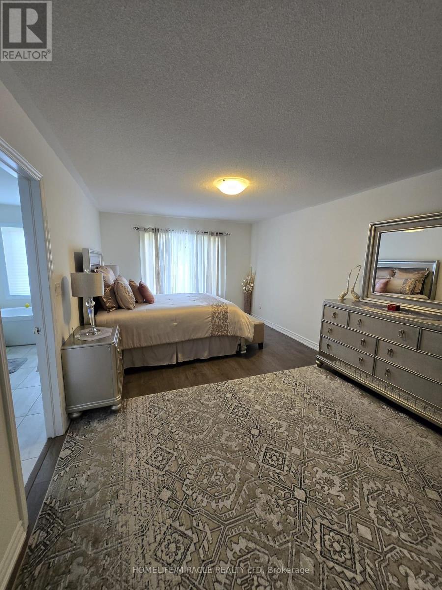 296 Okanagan Path, Oshawa, Ontario  L1H 0A7 - Photo 16 - E12930564