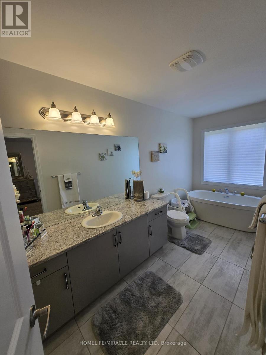 296 Okanagan Path, Oshawa, Ontario  L1H 0A7 - Photo 18 - E12930564