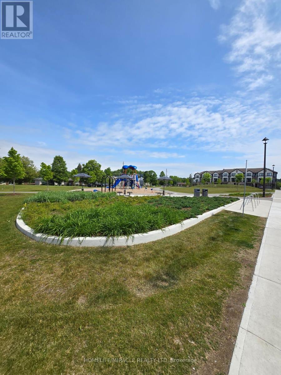 296 Okanagan Path, Oshawa, Ontario  L1H 0A7 - Photo 35 - E12930564