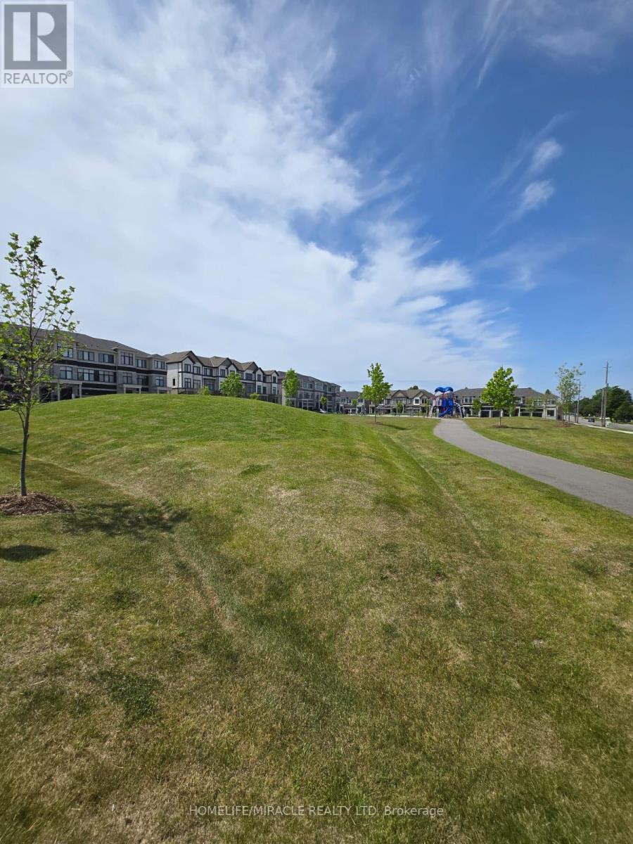 296 Okanagan Path, Oshawa, Ontario  L1H 0A7 - Photo 36 - E12930564