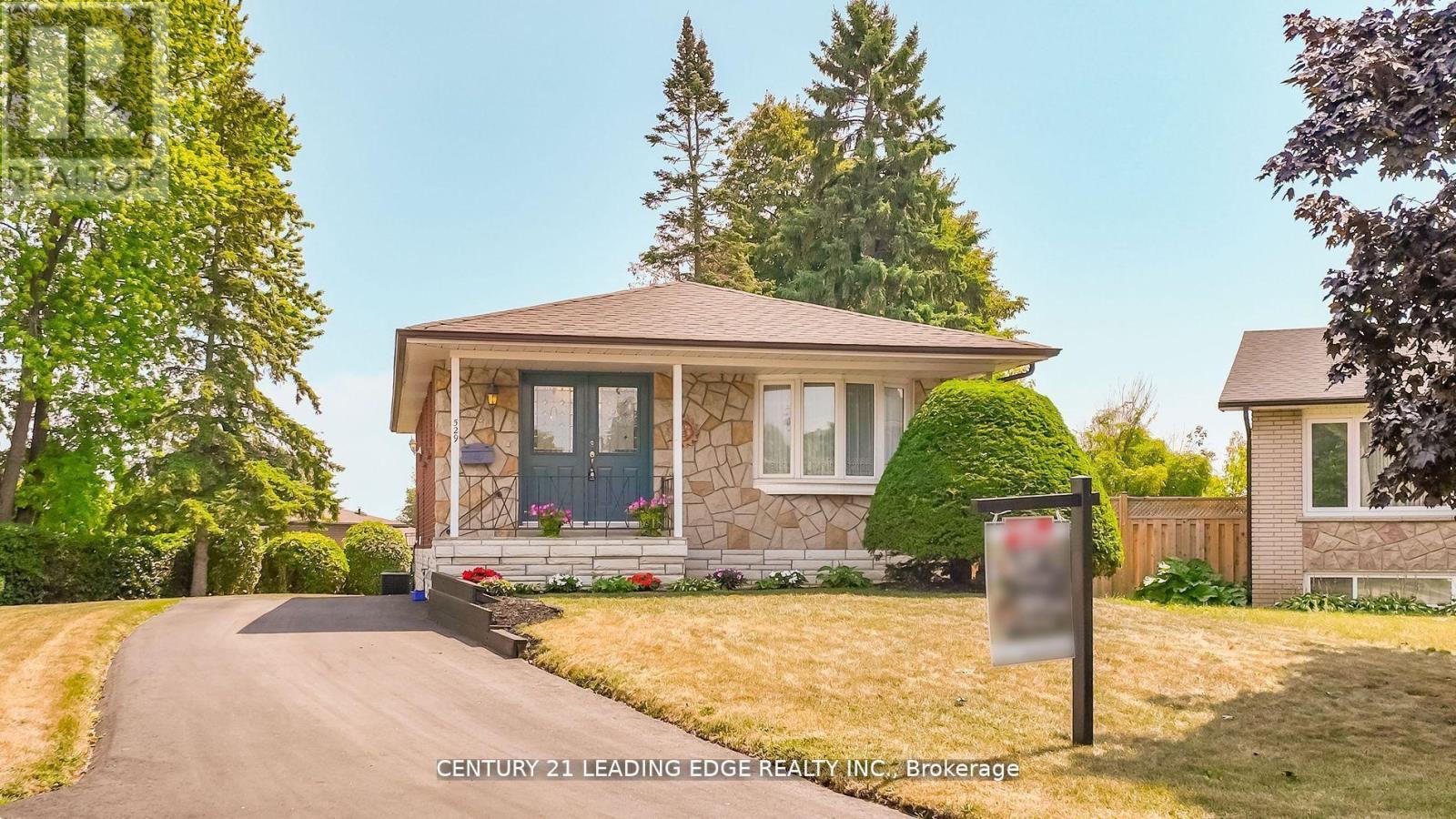 529 Carman Court, Oshawa, Ontario  L1H 6K5 - Photo 3 - E12930576