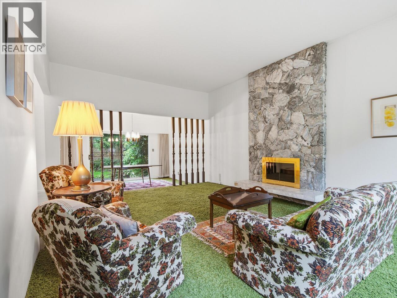 533 Ascot Street, Coquitlam, British Columbia  V3J 6H5 - Photo 11 - R3104386