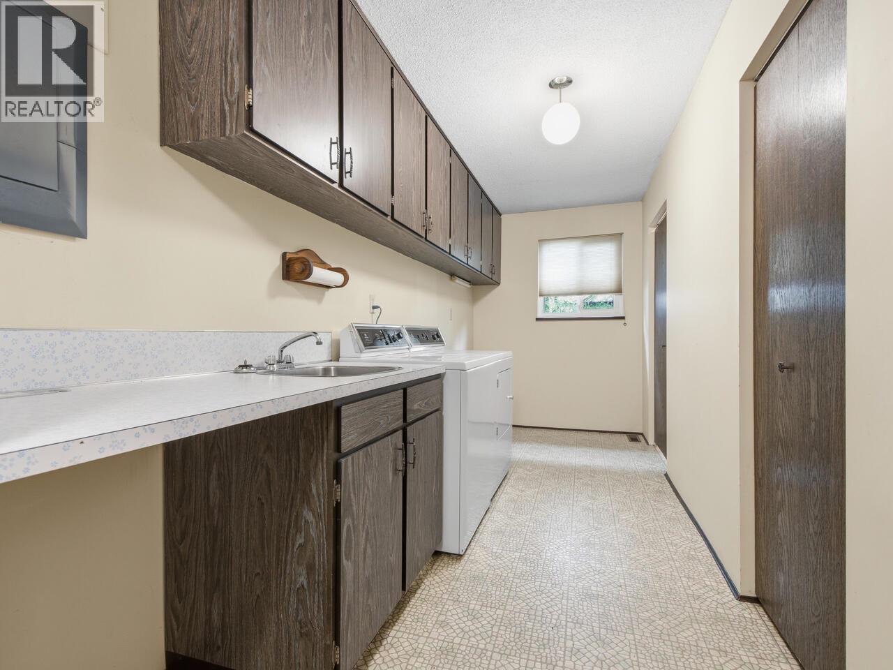 533 Ascot Street, Coquitlam, British Columbia  V3J 6H5 - Photo 27 - R3104386